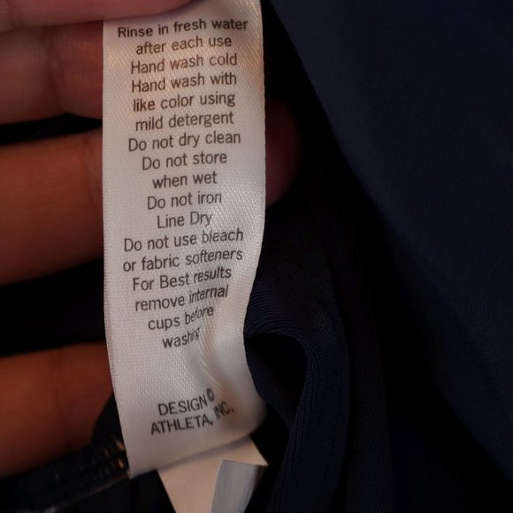 Athleta Tankini Top Navy Halter Underwire Padded - Picture 8 of 8